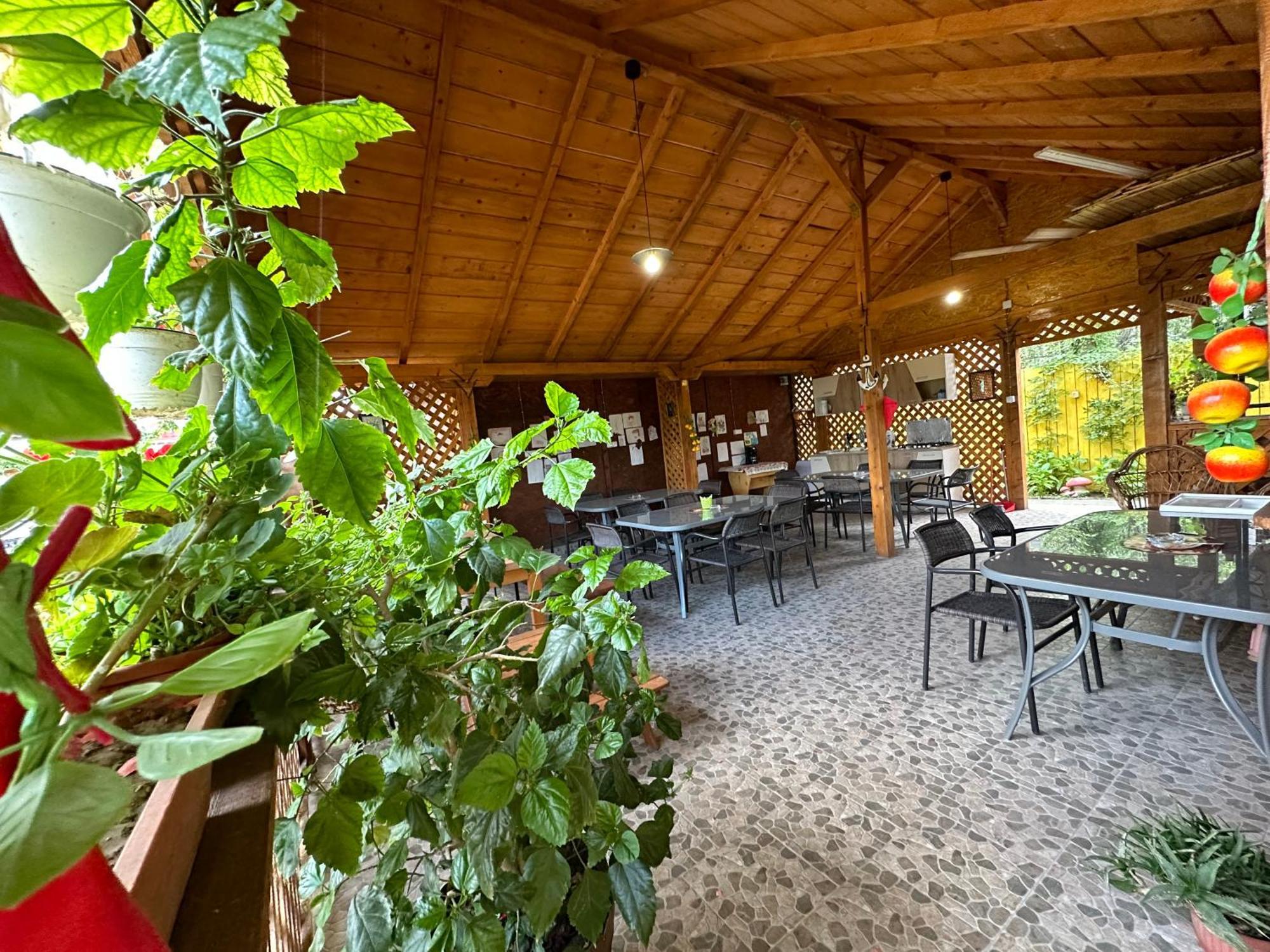 Casa Cu Flori Corbu Hotel คอร์บู ภายนอก รูปภาพ