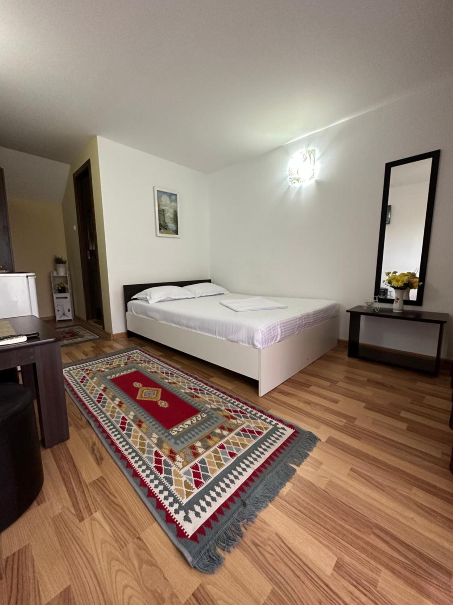 Casa Cu Flori Corbu Hotel คอร์บู ภายนอก รูปภาพ